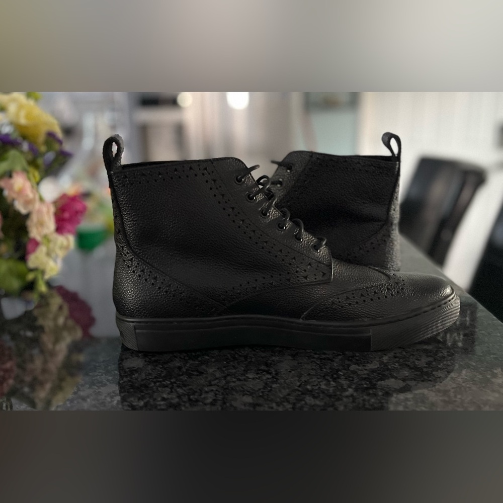 Uri Minkoff Black Leather Men's Lace Up Boots‎ Size 9M NWOT - Picture 5 of 9